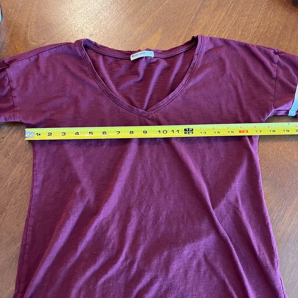 Marine Layer Burgundy Tee - Picture 7 of 9